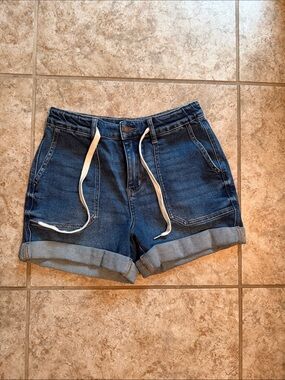 Judy Blue Classic Blue Denim Women’s Shorts with Drawstring